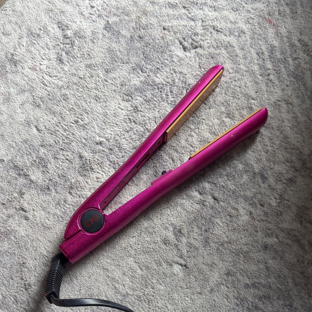 CHI Magenta Hair Straightener
